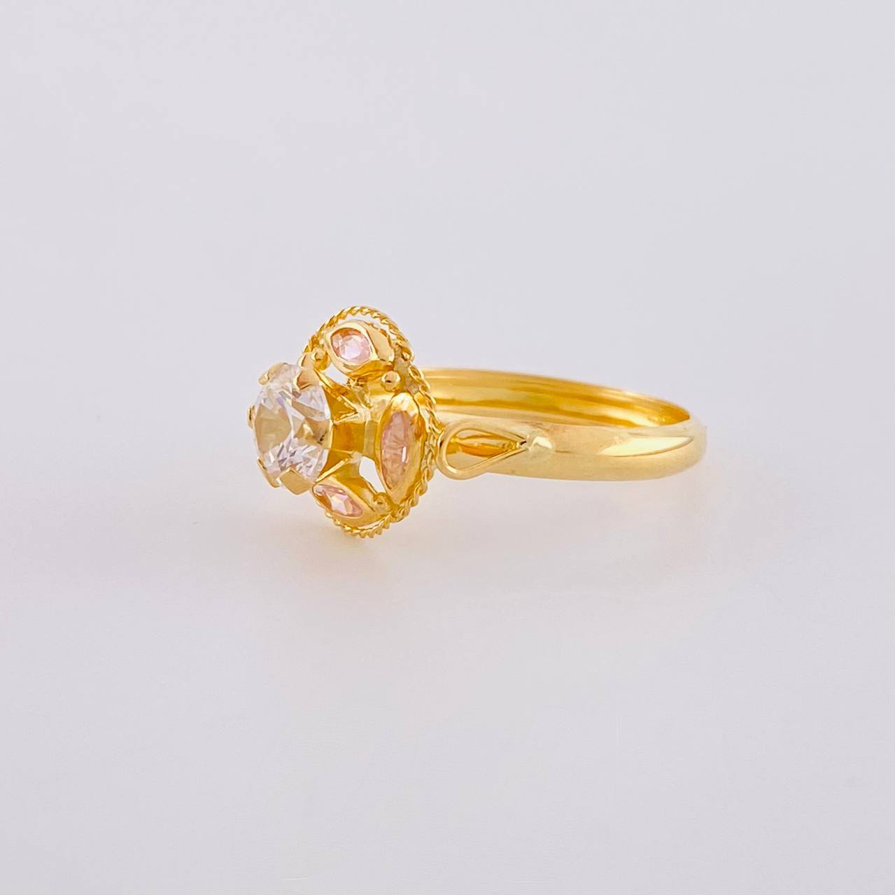 Anillo Solitario Aura Vintage 1.9 g / T6 3/4 Oro Amarillo 18K