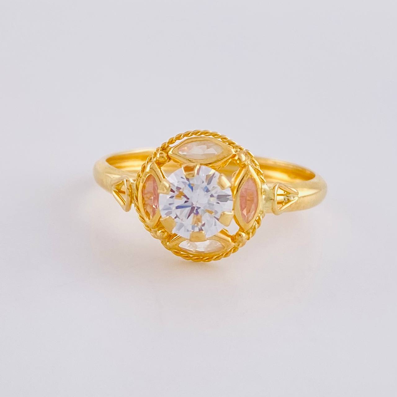 Anillo Solitario Aura Vintage 2 g / T9 Oro Amarillo 18K