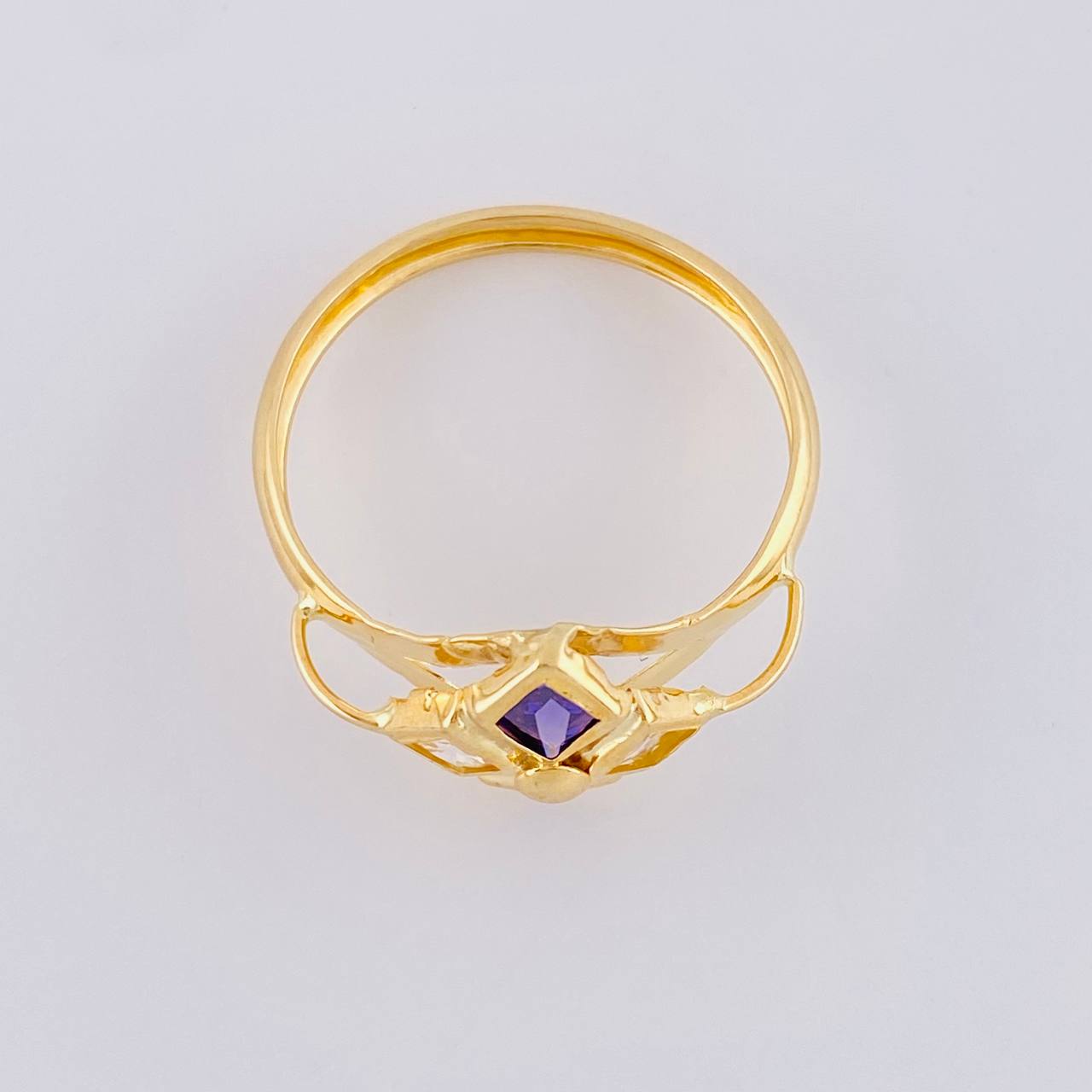 Anillo Rombo Imperial 1.8 g / T8 1/2 Oro Amarillo 18K