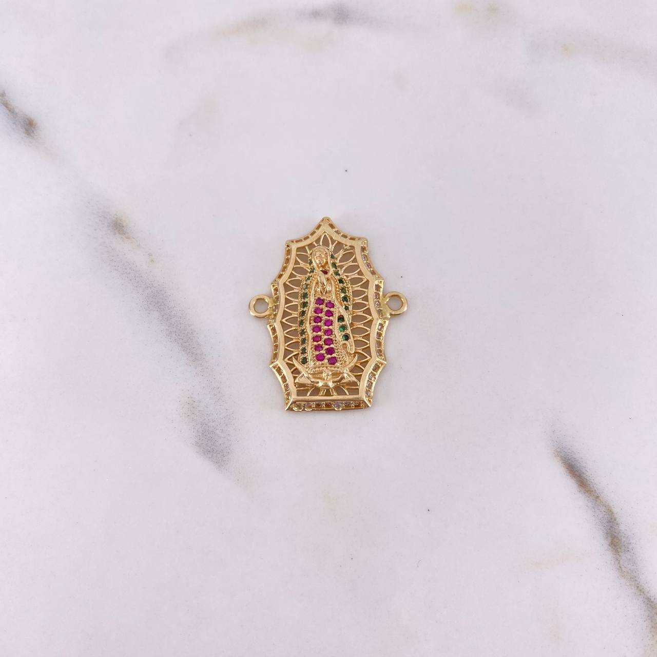 Herraje Virgen Guadalupe 4.2gr / 2.7cm / Circones Fucsias Verdes Blancos Oro Amarillo 18K $