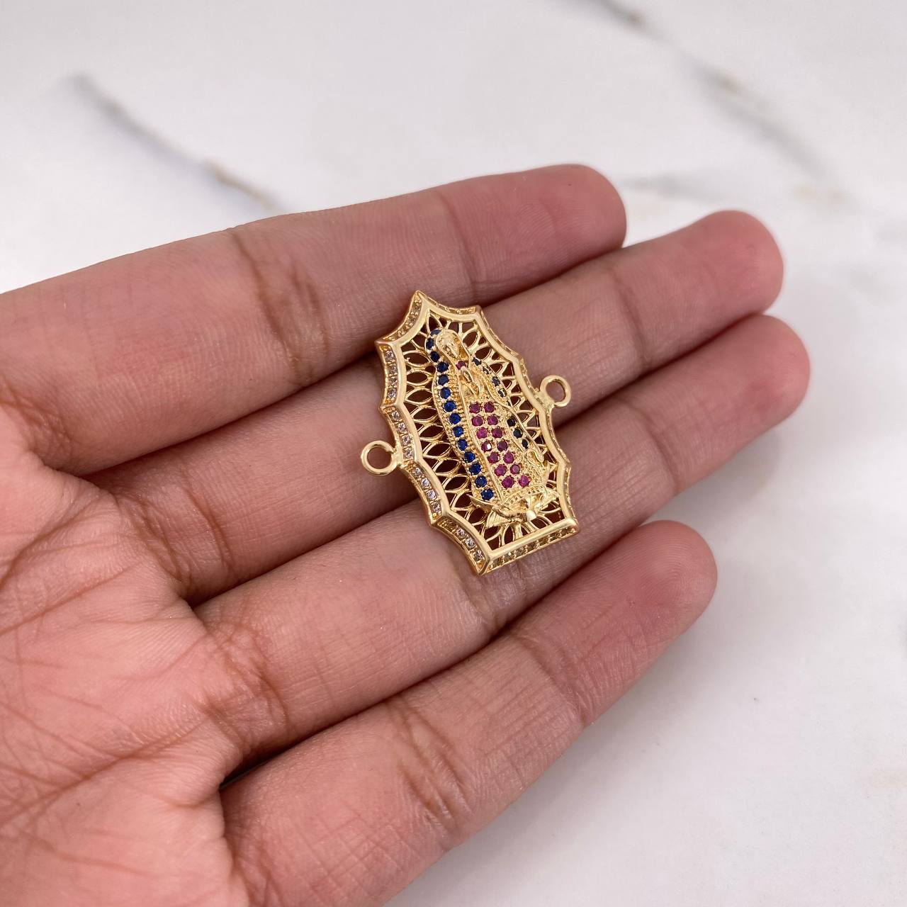 Herraje Virgen Guadalupe 4.05gr / 2.7cm / Circones Fucsias Azules Blancos Oro Amarillo 18K $