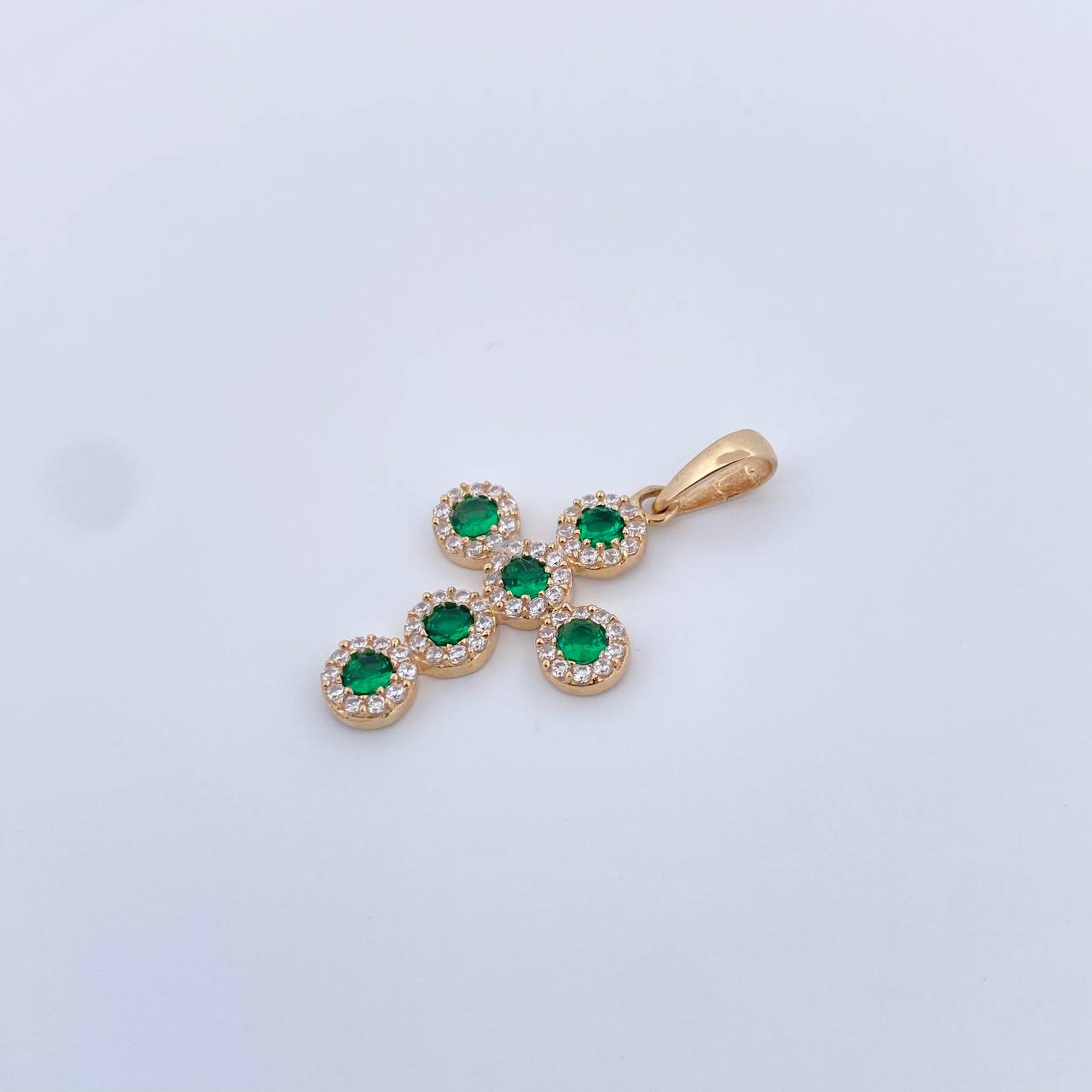 Dije Cruz Tupida 2.25gr / 3.2cm / Circones Blancos Verdes Oro Amarillo 18K &