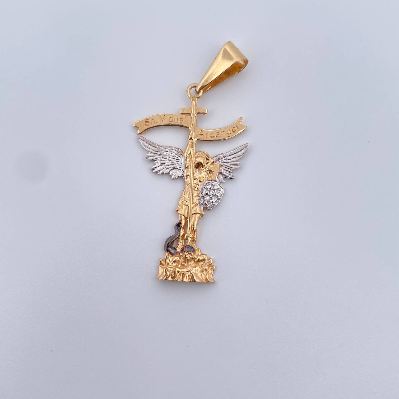 Dije San Miguel Arcangel 2.5gr / 4.2cm / Tres Oros 18K &