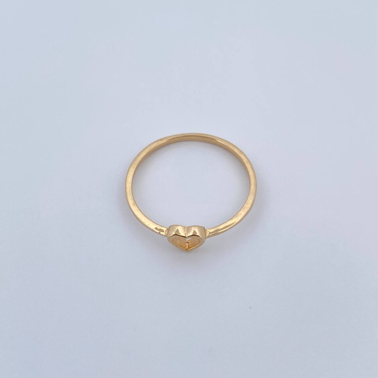 Anillo Silueta Corazon 1.15gr / T7 1/4 / Liso Oro Amarillo 18K $