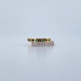 Anillo Fecha Romana 2.65gr / T7 1/2 / Circones Verdes Blancos Dos Oros Amarillo Blanco 18K $