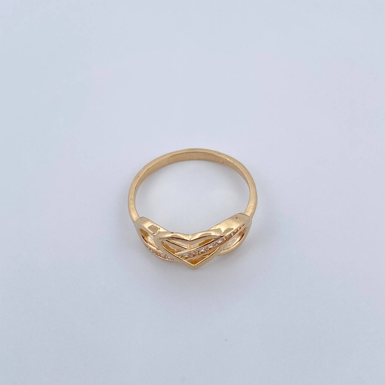 Anillo Corazon Infinito 2.55gr / T7 / Circones Blancos Oro Amarillo 18K $