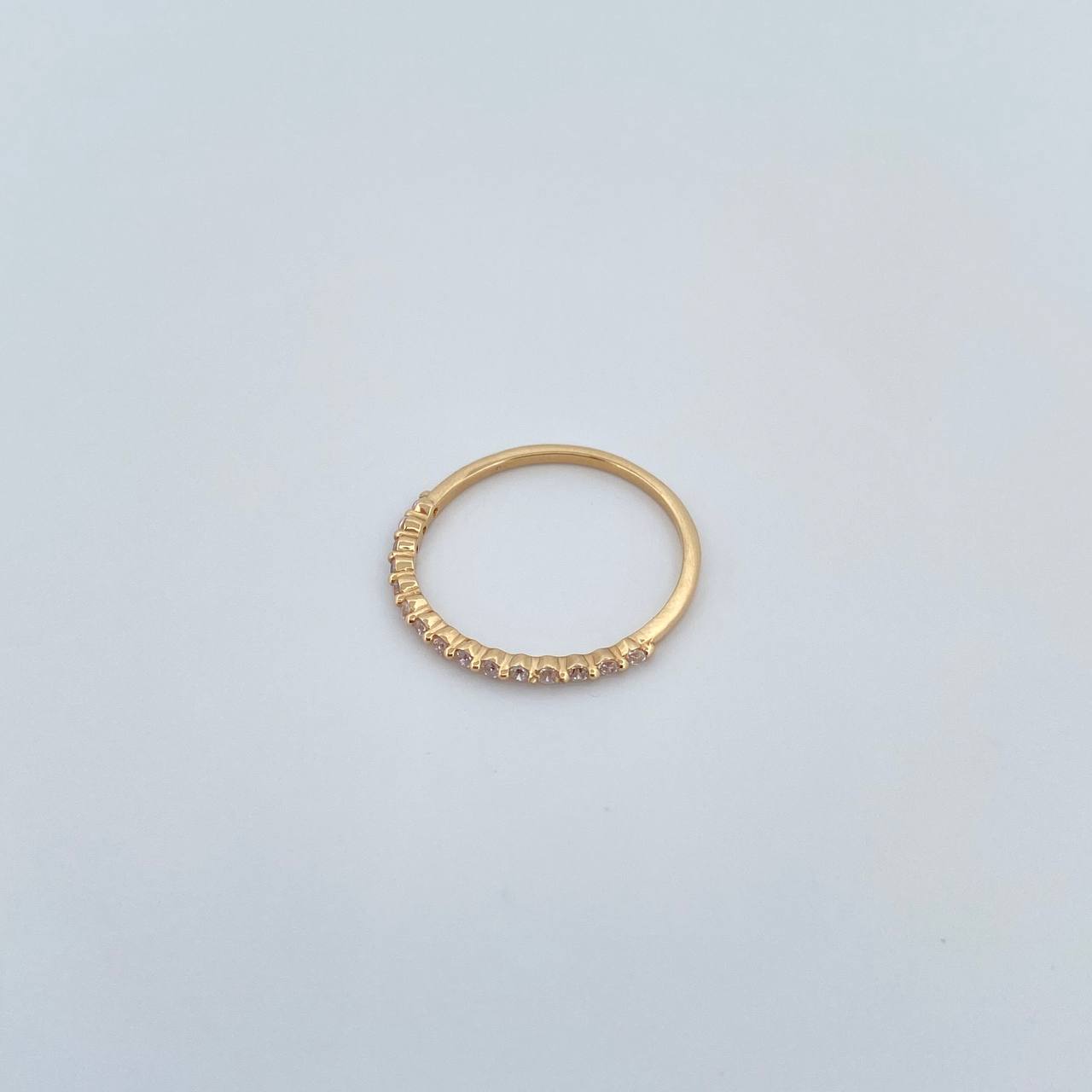 Anillo Argolla Churumbela 1.05gr / T7 1/4 / Circones Blancos Oro Amarillo 18K $