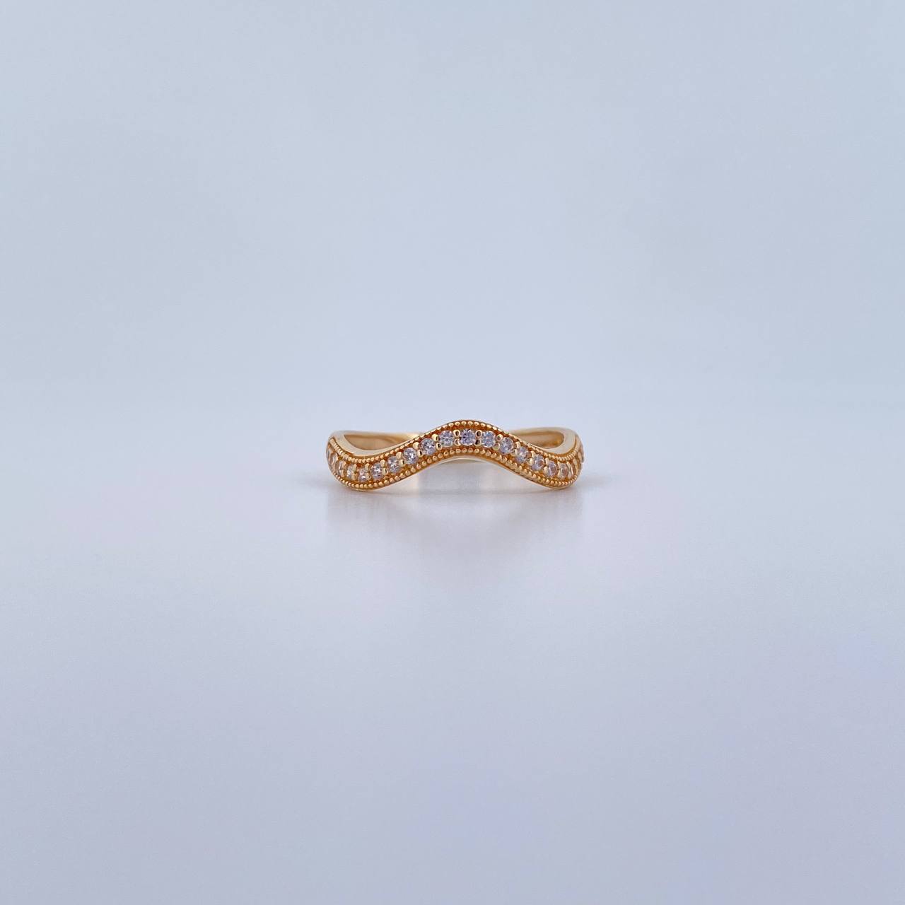Anillo Banda 2.25gr / T7 1/4 / Circones Blancos Oro Amarillo 18K $