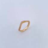 Anillo Banda 2.25gr / T7 1/4 / Circones Blancos Oro Amarillo 18K $