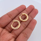Candongas Carril Invertido 4.6gr / 1.5cm / Circones Blancos Oro Amarillo 18K $