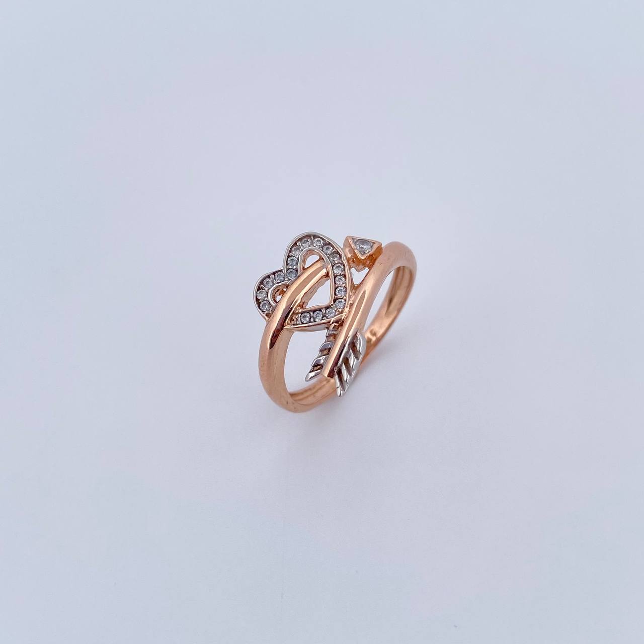 Anillo Corazon Flecha 2.75gr / T6 1/2 / Circones Blancos Dos Oros Blanco Rosa 18K $