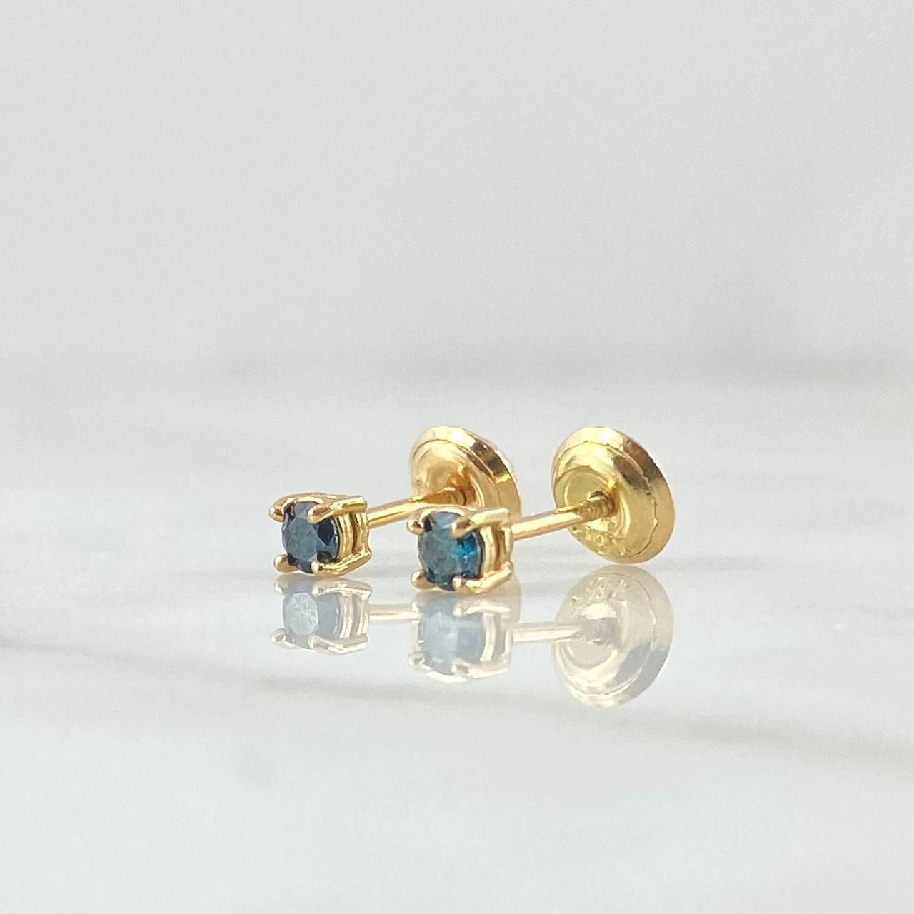 Topos Piedra 0.9gr / 3.2mm Diamantes Azules 10pts Oro Amarillo 18K (Joya) ©