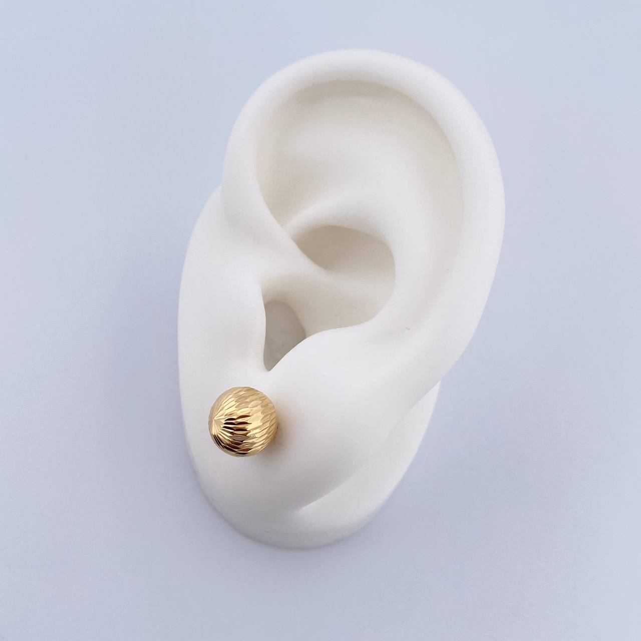 Topos Bola 1.6gr / 10mm Diamantadas Oro Amarillo 18K $