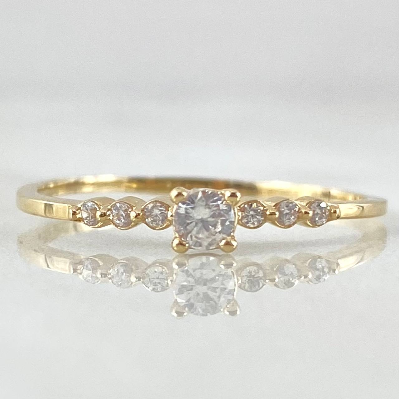 Anillo Solitario 1.15gr / T8 / Oro 18K