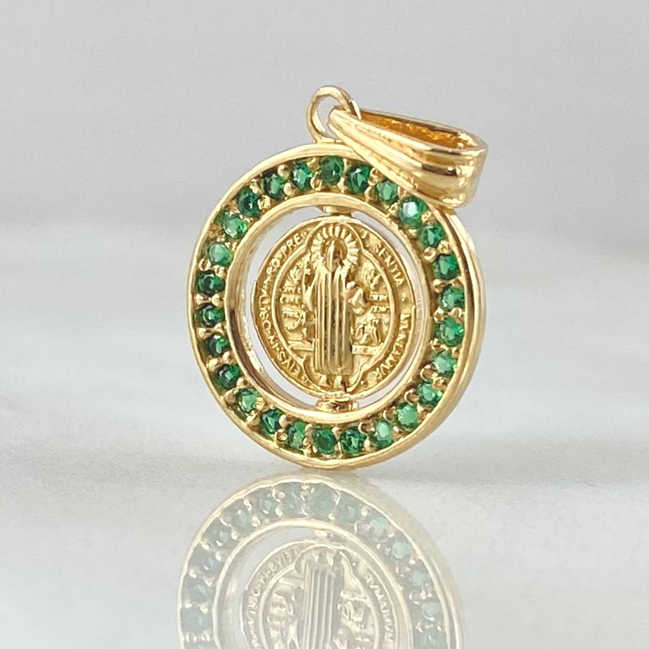 Dije San Benito 2.1gr / 2.3cm / Oro 18K *