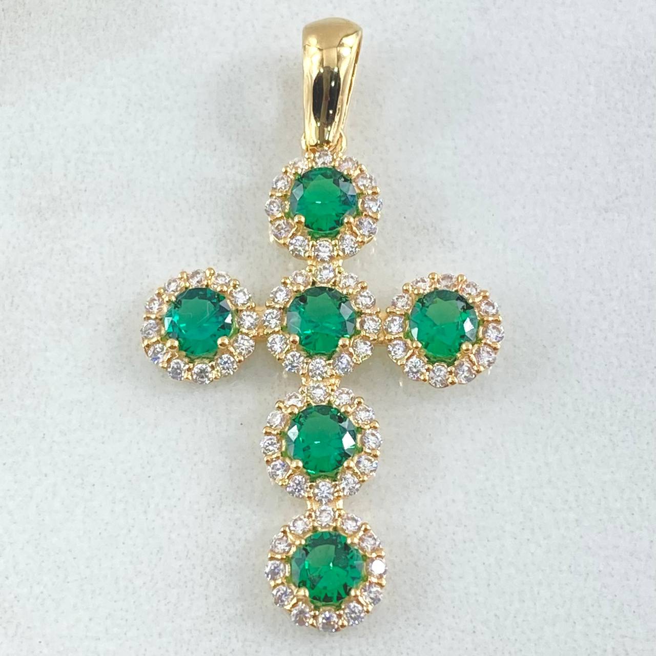 Dije Cruz Tupida 3.55gr / 3.7cm / Oro 18K ©
