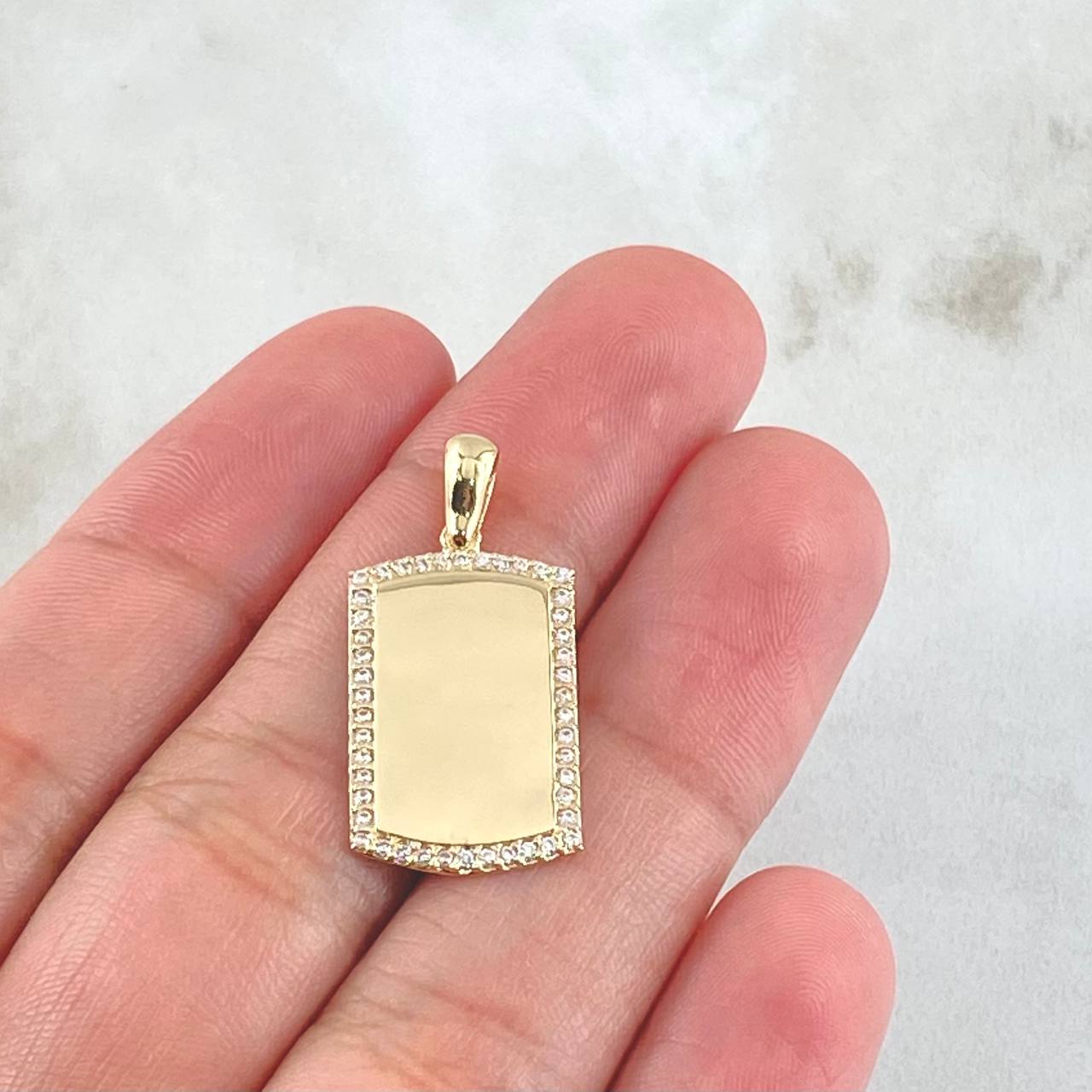 Dije Placa Rectangular 2.5gr / 2.6cm / Oro Amarillo 18K