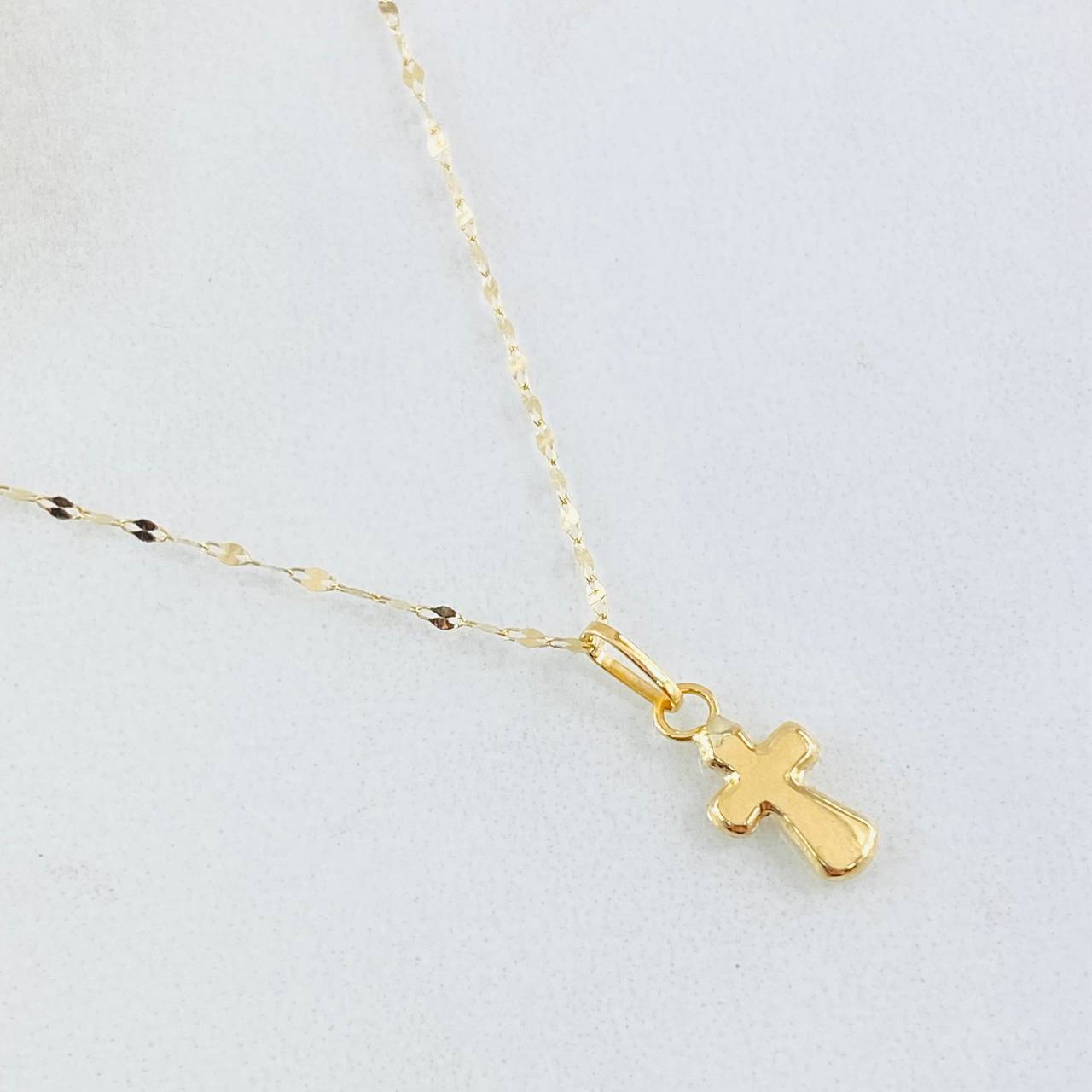 Set Cadena y Dije Mini Flor Espejo + Cruz 0.65gr / Oro Amarillo 18K ©