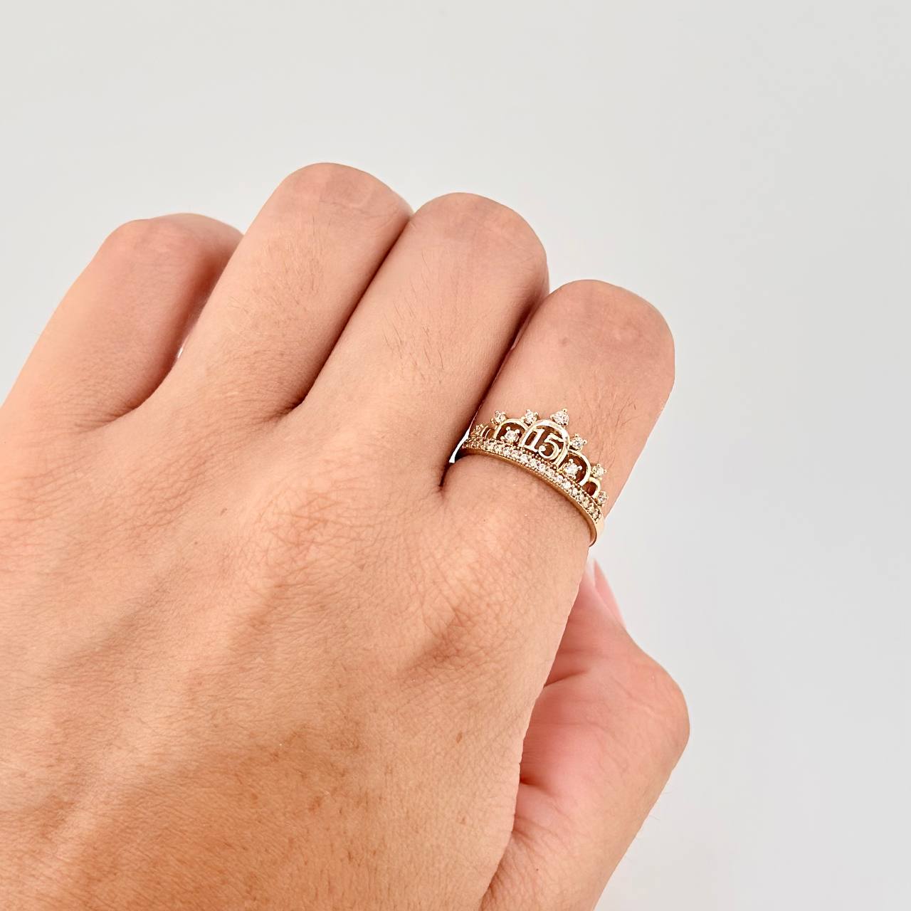 Anillo Corona Quinces 2.05g / T7 1/4 Oro Amarillo 18K