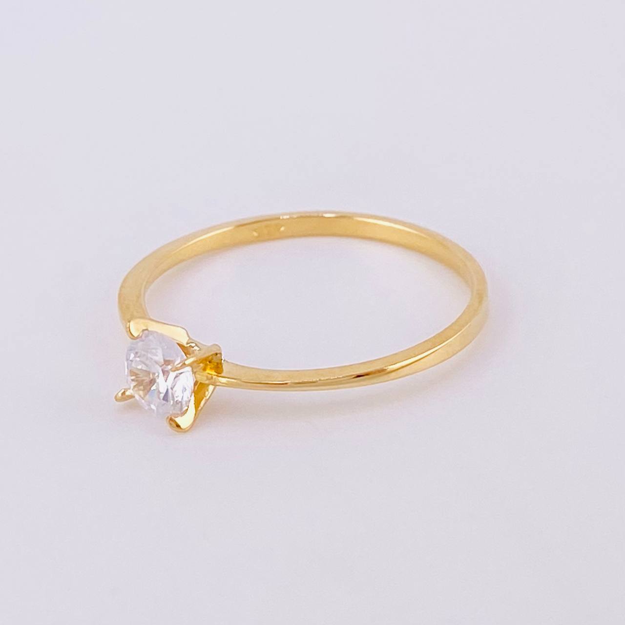 Anillo Solitario 1.15g / T6 3/4 Oro Amarillo 18K