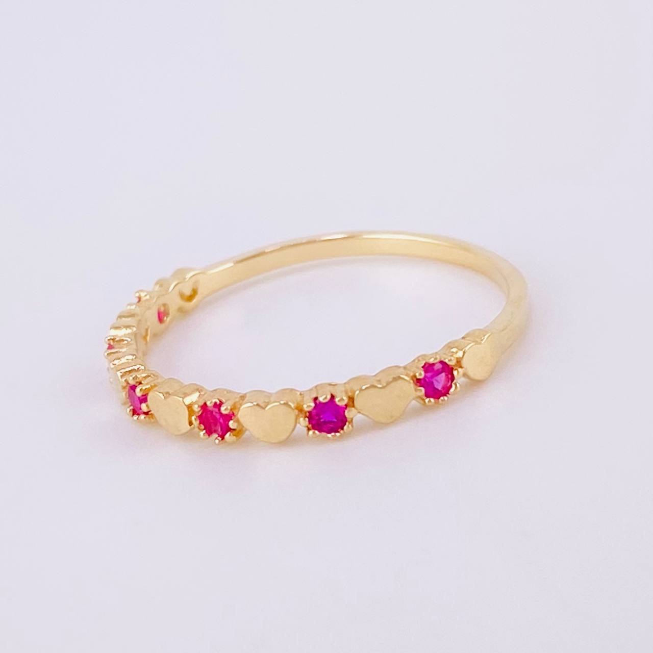 Anillo Corazones Intercalados 1.55g / T7 3/4 Oro Amarillo 18K
