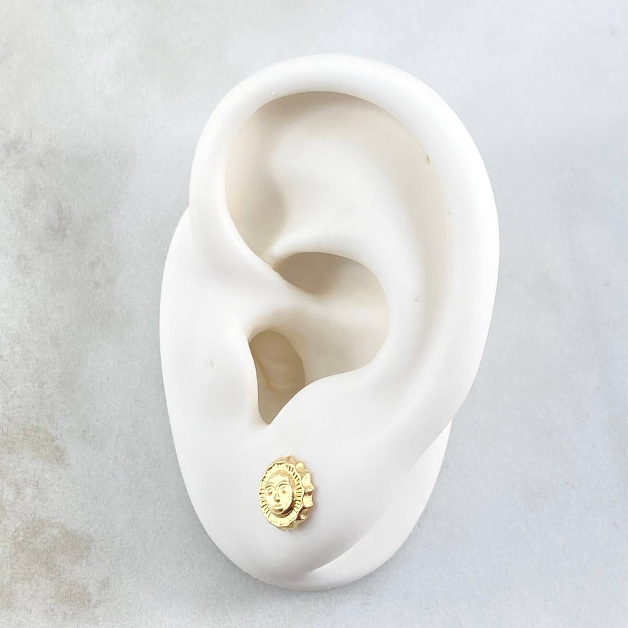 Topos Sol 0.8gr / 8mm Texturizado Oro Amarillo 18K
