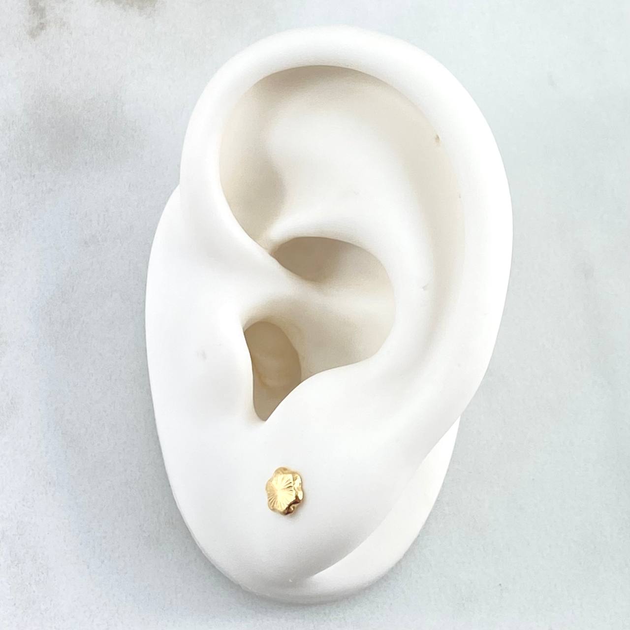 Topos Flores 0.55gr / 5mm Diamantadas Oro Amarillo 18K