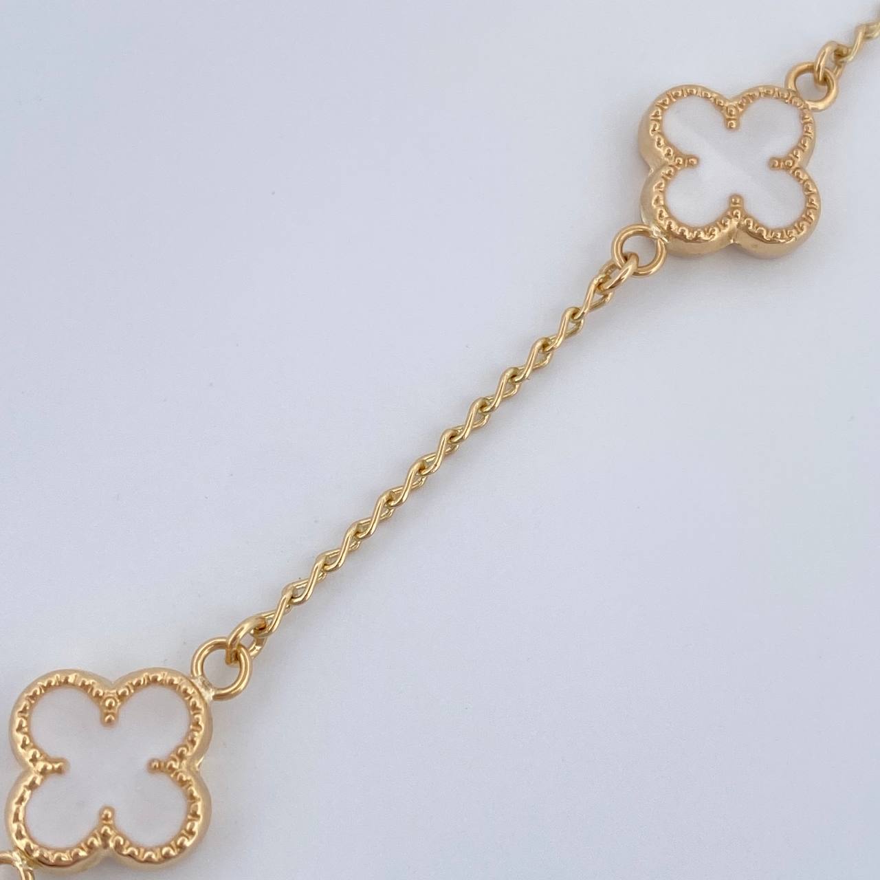 Pulso Trebol Espiga 3.5gr / 19cm / Oro Amarillo 18K &