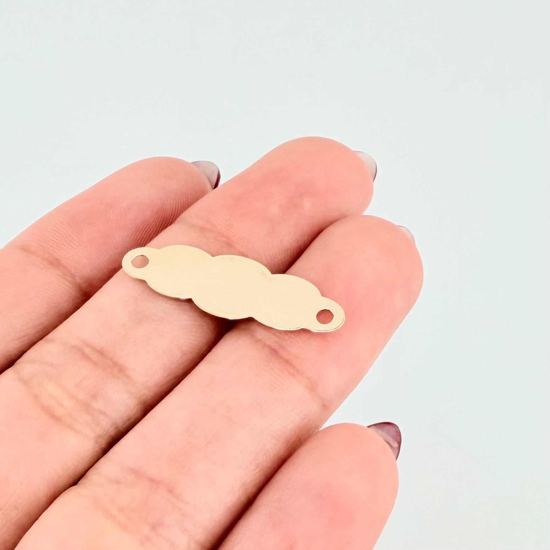 Herraje Placa Nube 0.7 g / 2.8 cm Oro Amarillo 18K