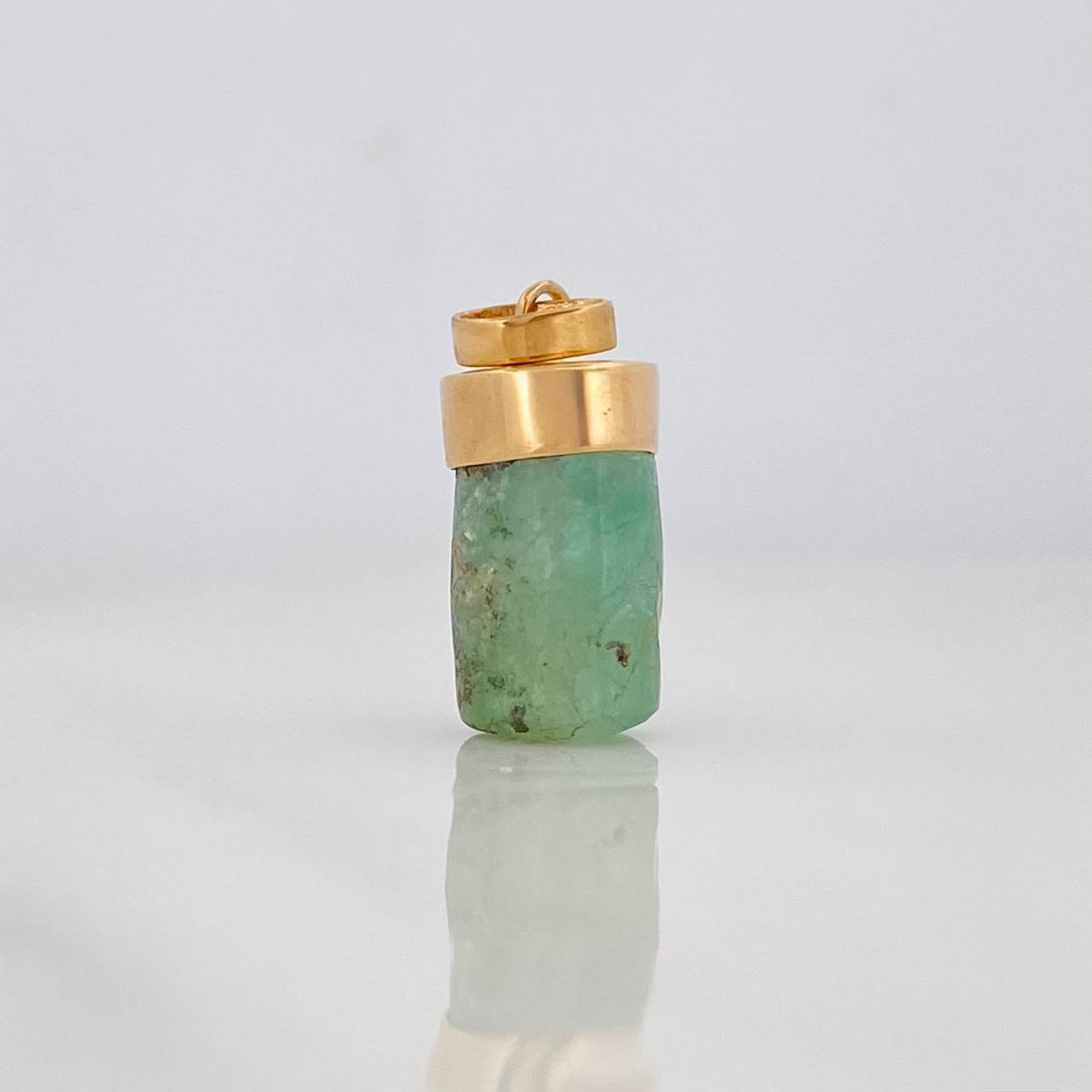 Dije Morralla Esmeralda 0.8g / 2cm Oro Amarillo 18K