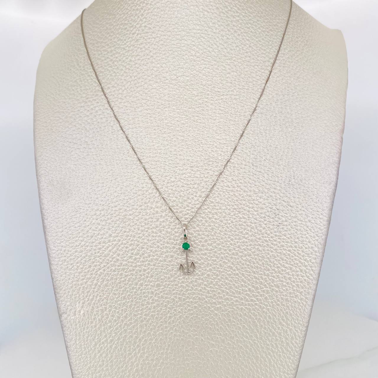 Set Cadena Veneciana + Dije Ancla Esmeralda 7pts / 1.45g / 45cm Oro Blanco 18K