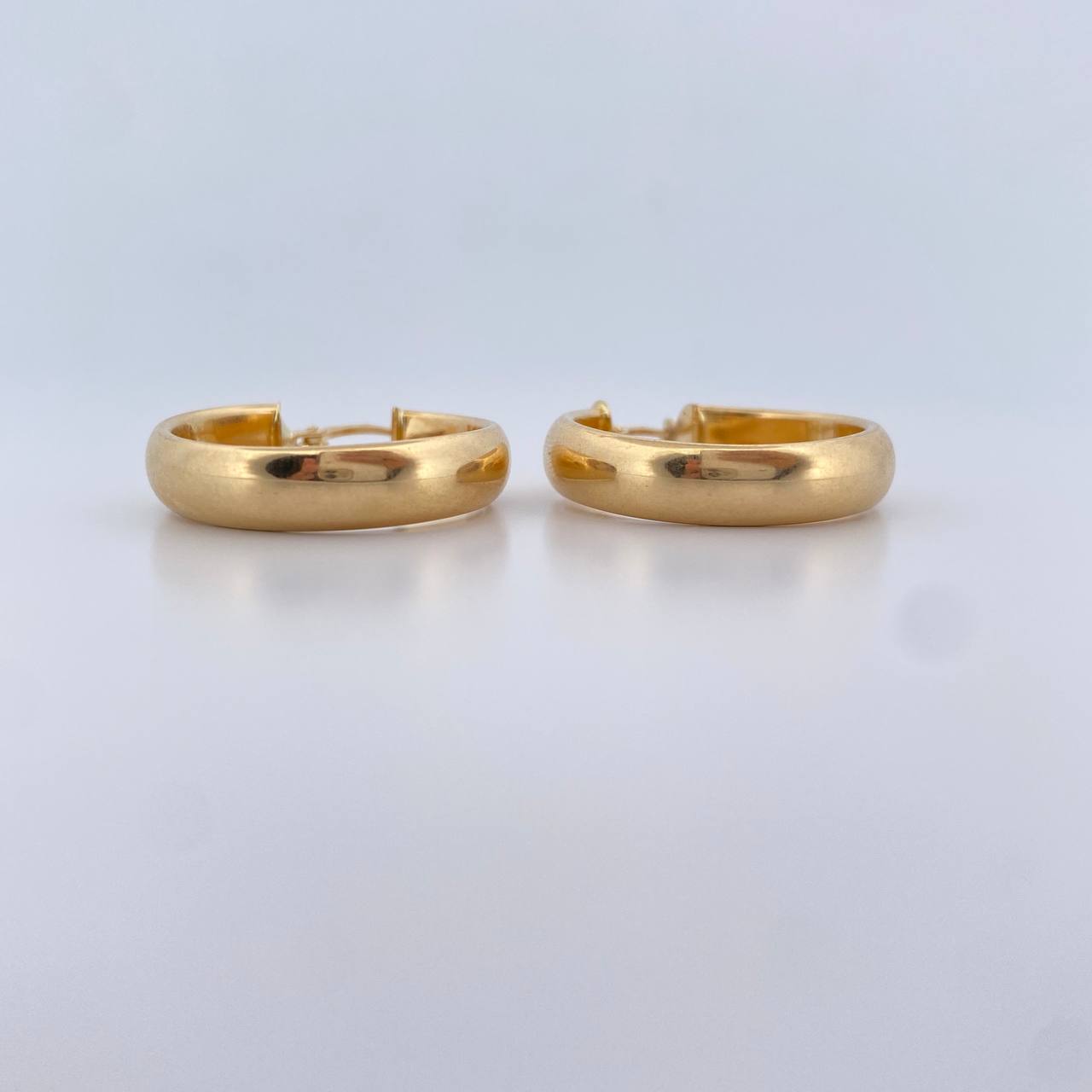 Candongas Nati 4.55gr / 2.8cm / Oro Amarillo 18K $