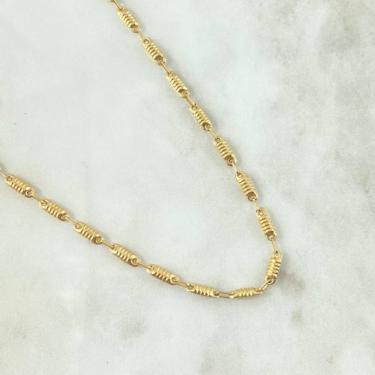 Cadena Rustica Barril Rayado 7.35gr / 60cm / 3mm Oro Amarillo 18K *