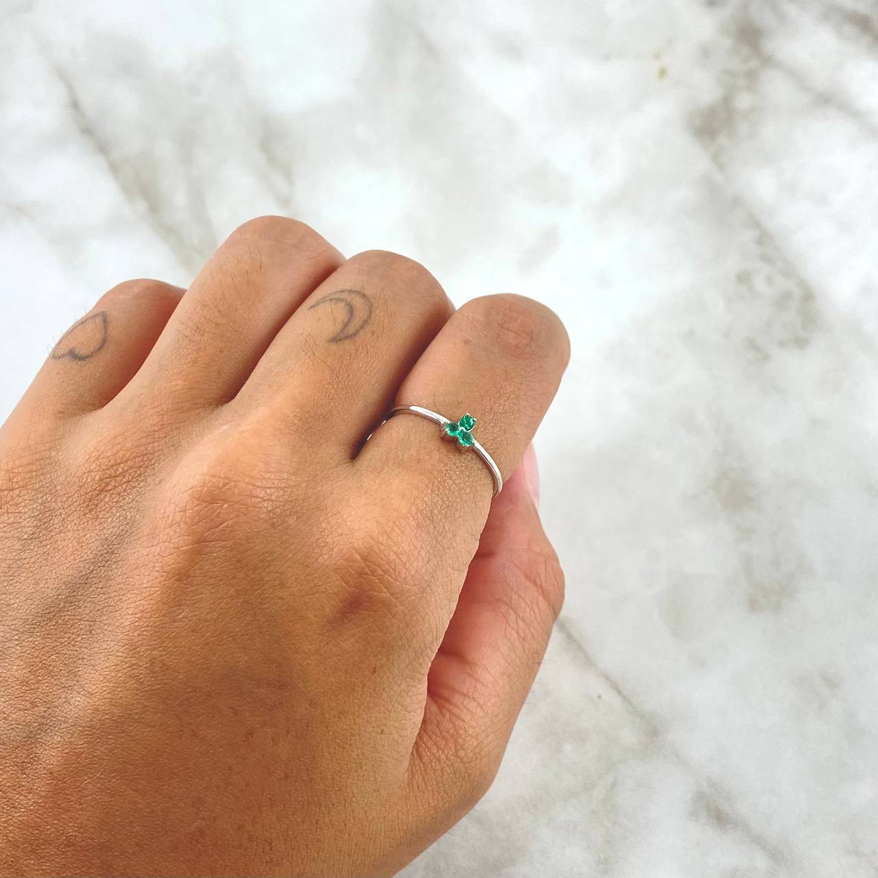 Anillo Trio 1.1gr / T6 1/2 / Esmeraldas 11Pts Oro Blanco 18K (Joya) ©