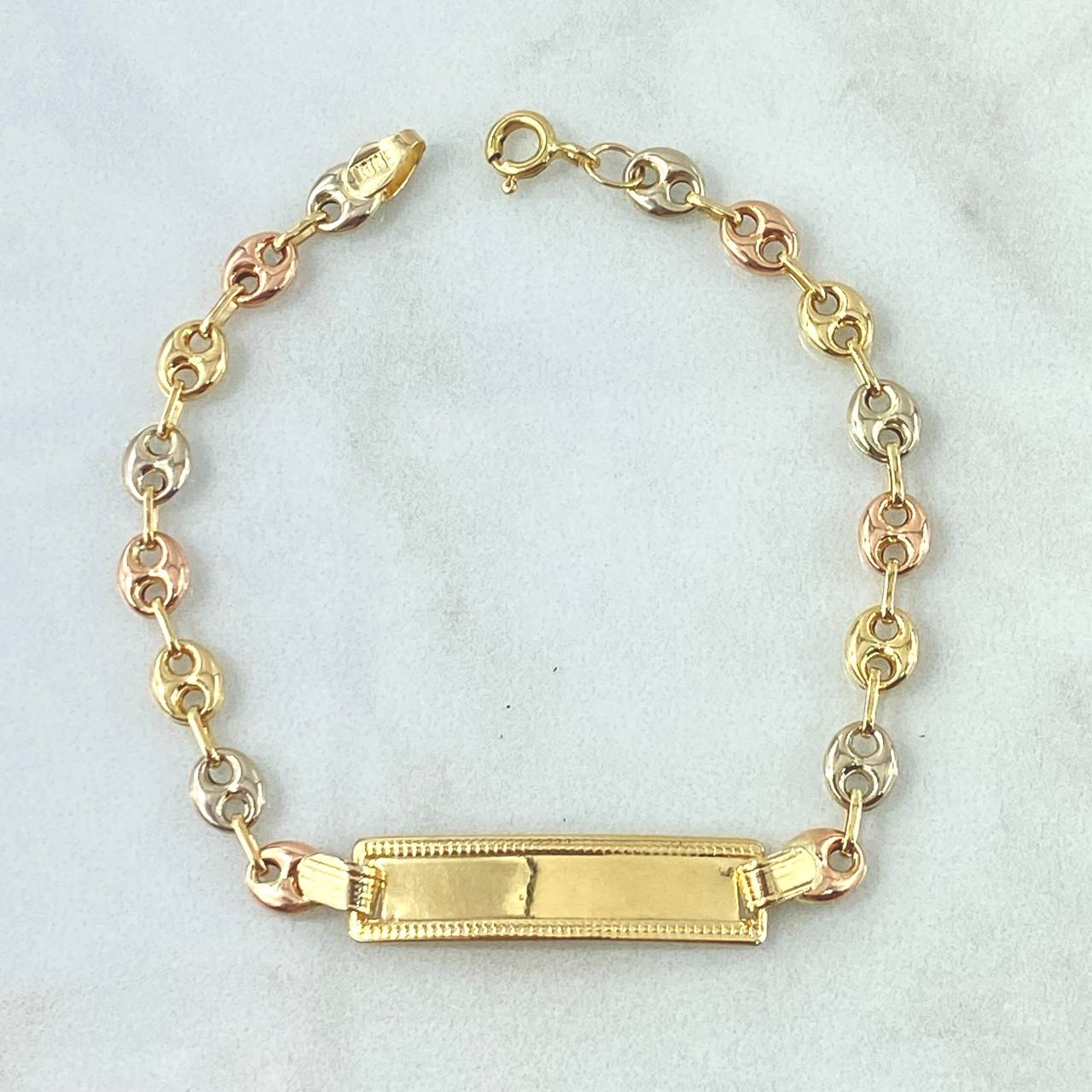 Pulso GC 3.4gr / 18cm / 5mm Liso - Placa Rectangular Bordeada Tres Oros 18K