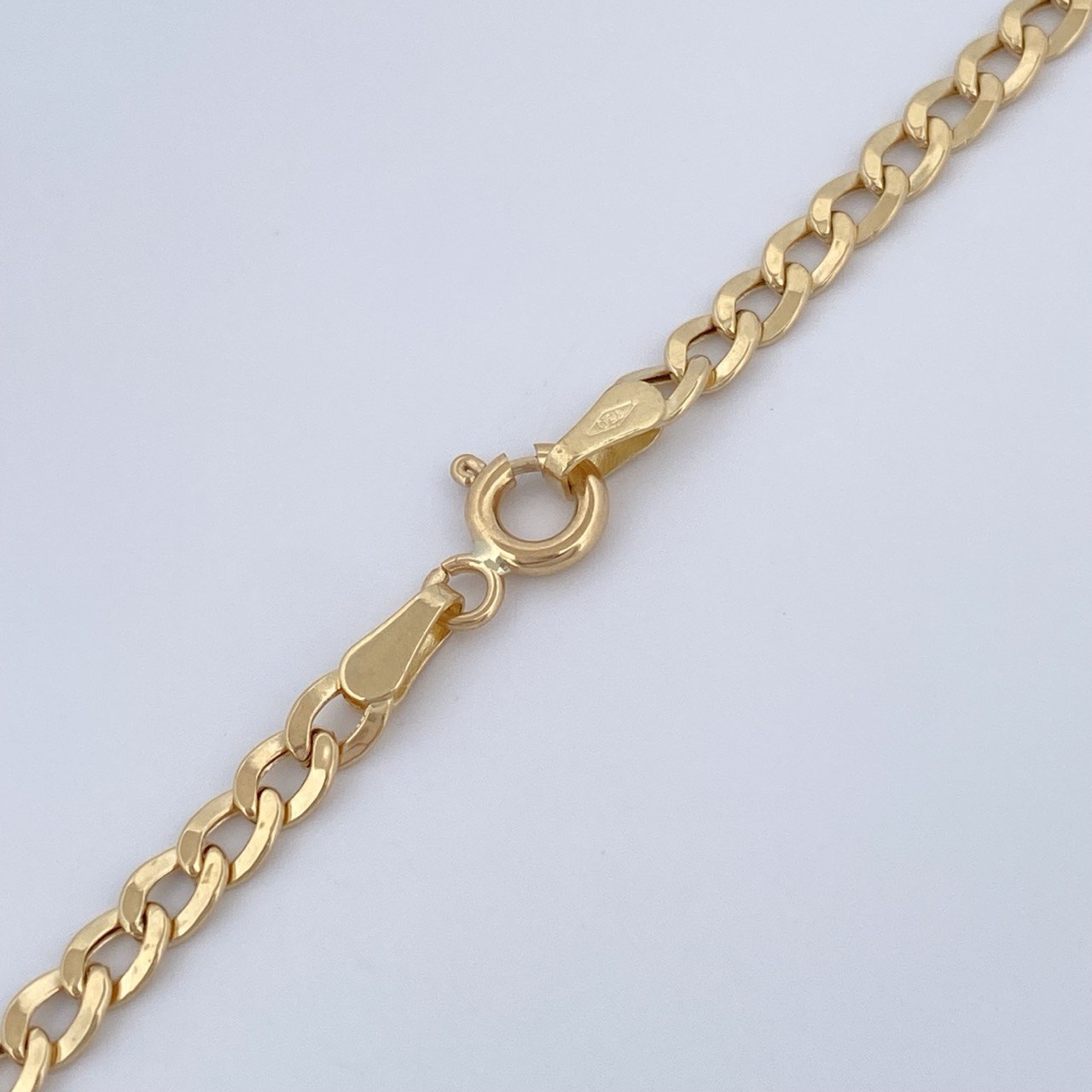 Cadena Cubana 3.65gr / 52cm / Oro Amarillo +1 18K $
