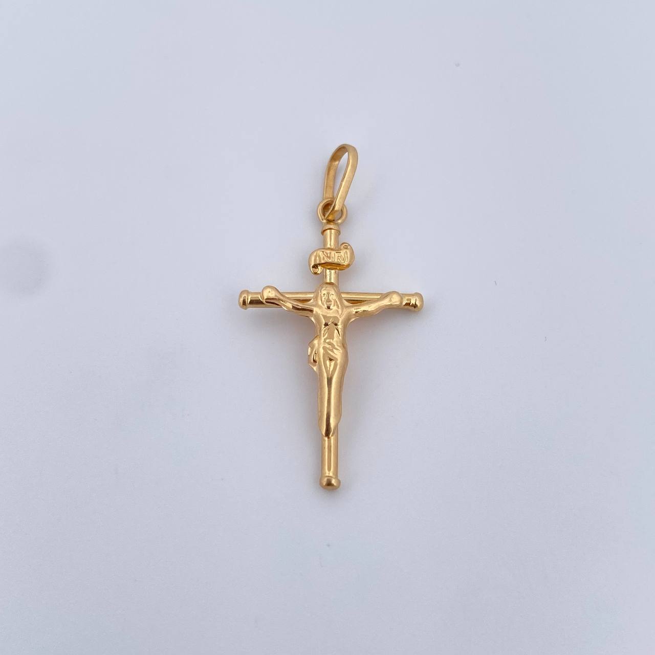 Dije Cruz Cristo 0.8gr / 3.2cm / Oro Amarillo 18K &