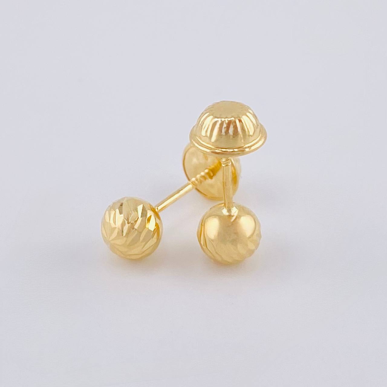 Topos Bola Diamantada 0.55 g / 5 mm Oro Amarillo 18K