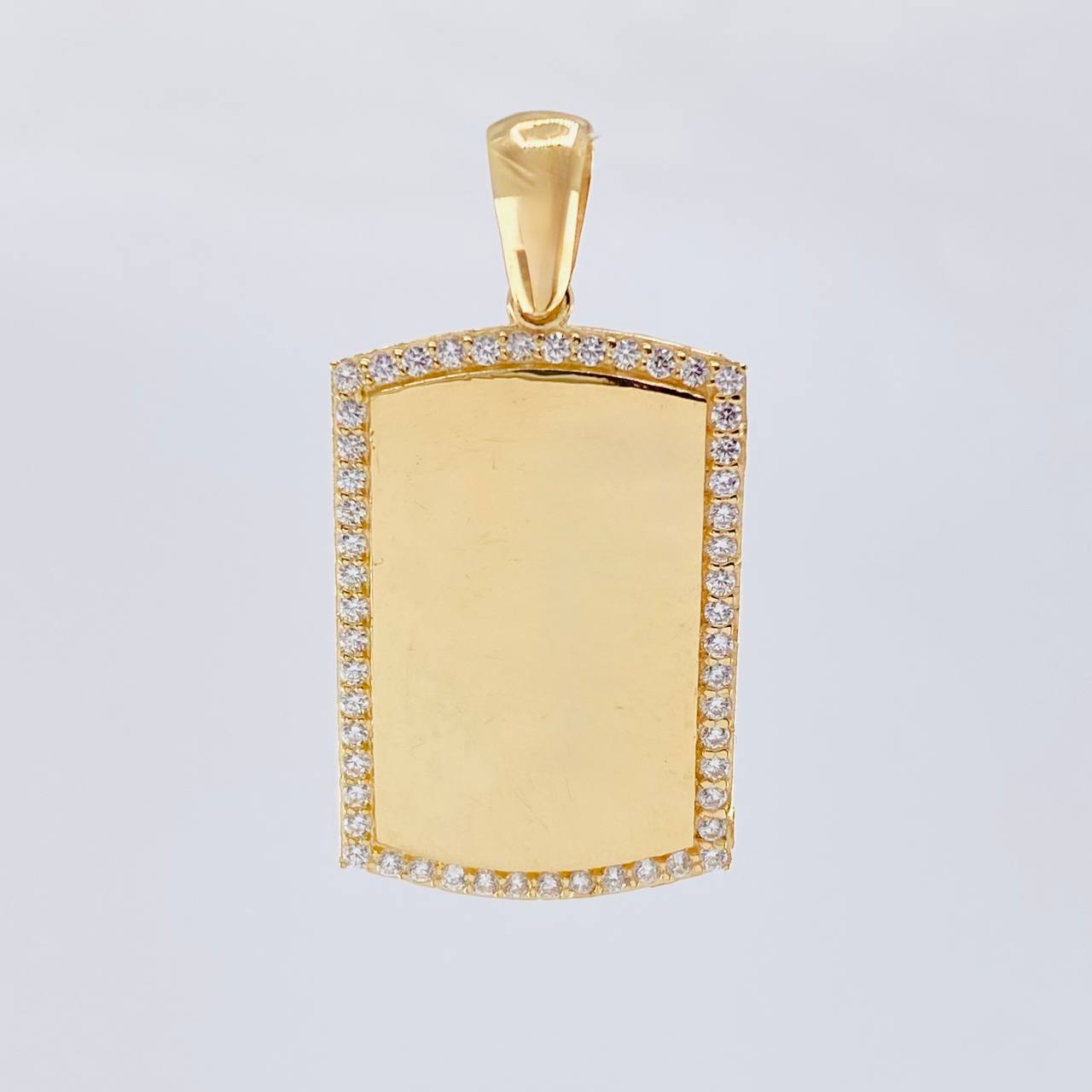 Dije Placa Rectangular Ovalada 6.2 g / 4.1 cm Oro Amarillo 18K