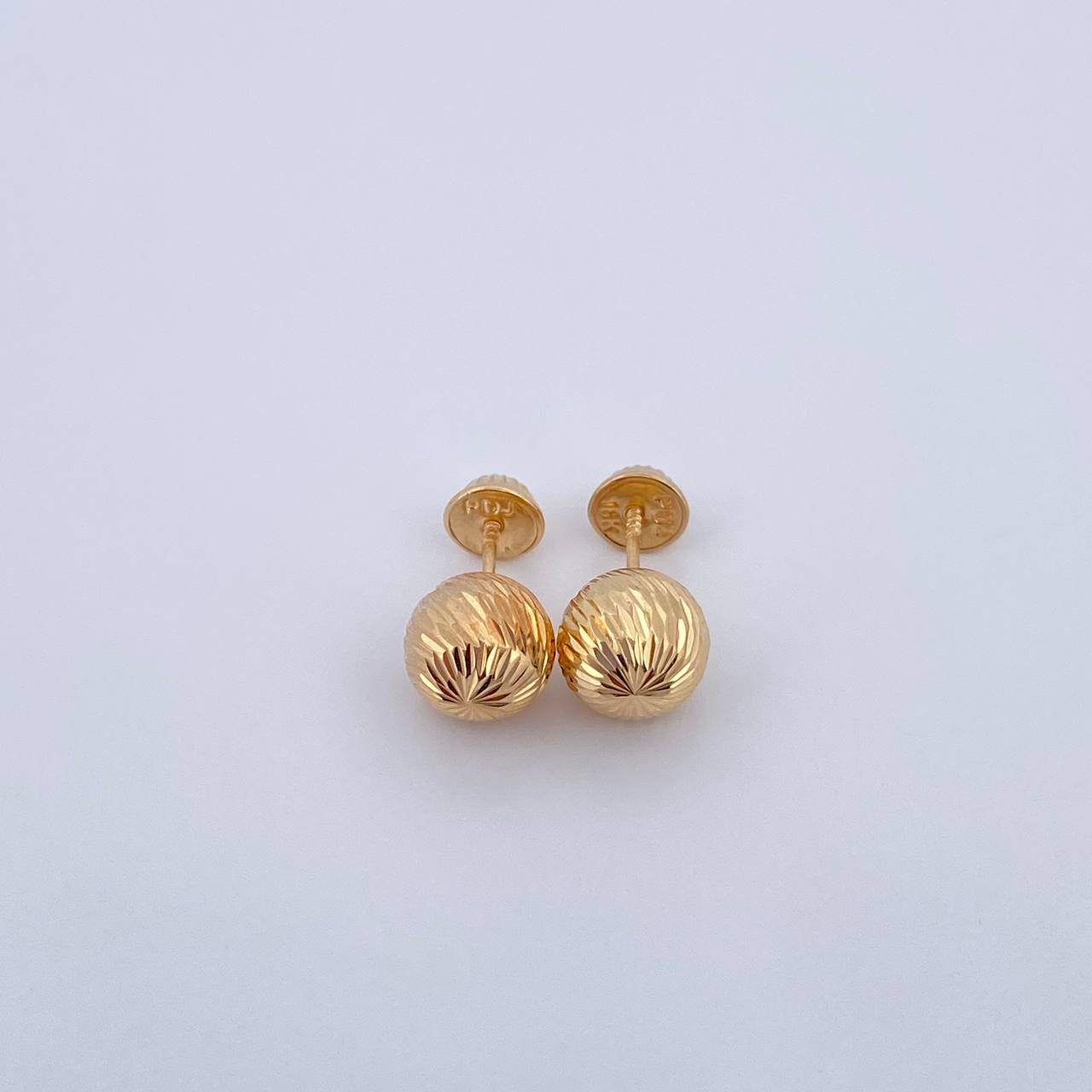 Topos Bola 1.6gr / 10mm Diamantadas Oro Amarillo 18K $