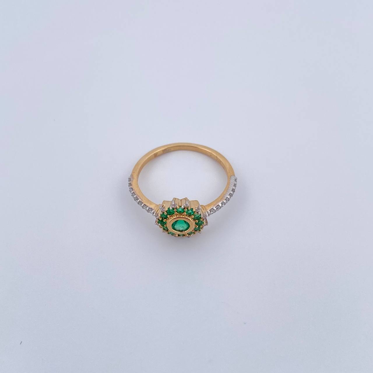 Anillo Flor Dalia 2.1gr / T5 1/4 / Esmeralda 21 Pts Diamante 21 Pts Dos Oros Amarillo Blanco 18K (Joya) &