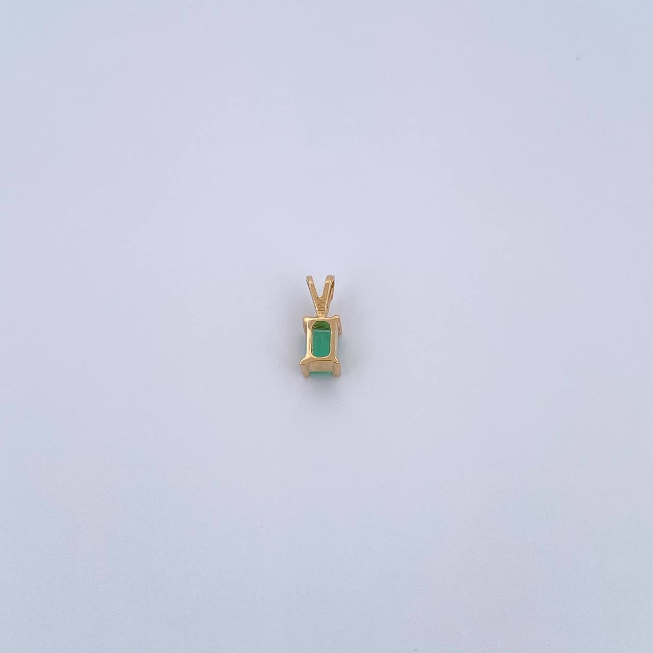 Dije Rectangulo 0.5gr / 0.9cm / Esmeralda 21 Pts Oro Amarillo 18K (Joya) &