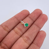 Dije Circulo Lazo Cruzado 0.65gr / 1.1cm / Esmeralda 28 Pts Diamante 4 Pts Dos Oros Amarillo Blanco 18K (Joya) &