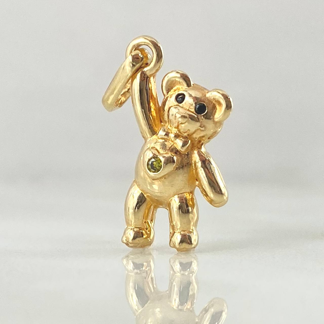 Dije Oso Manito Arriba 2gr / 2.4cm / Oro 18K ©