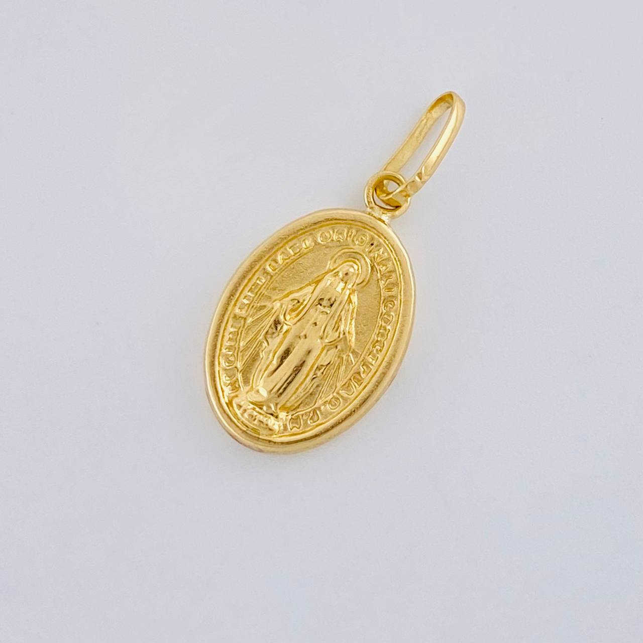 Dije Virgen Milagrosa 0.7 g / 2.2 cm Oro Amarillo 18K