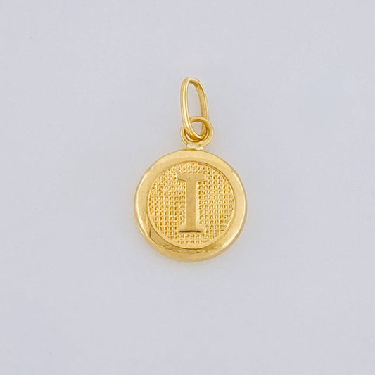 Dije Circulo Letra I 0.45 g / 1.6 cm Oro Amarillo 18K
