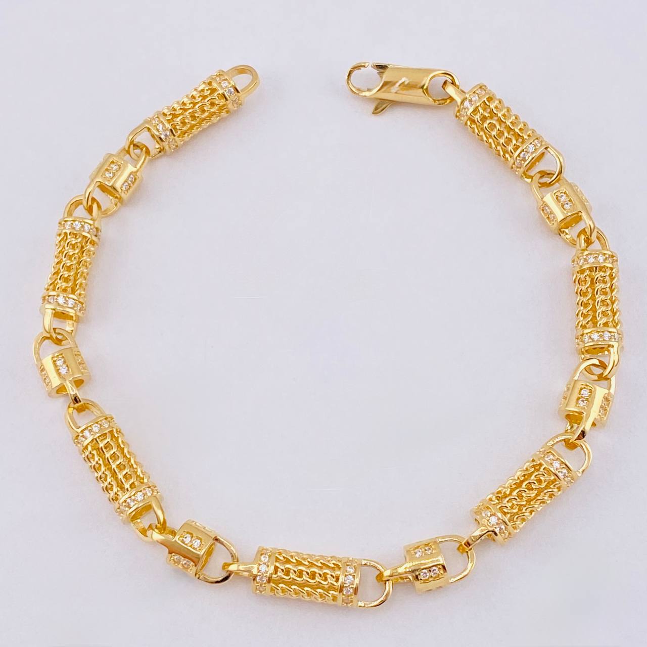 Pulso Rustico Malla Cilindrica 19.7 g / 17.35 cm / 5.2 mm Oro Amarillo 18K