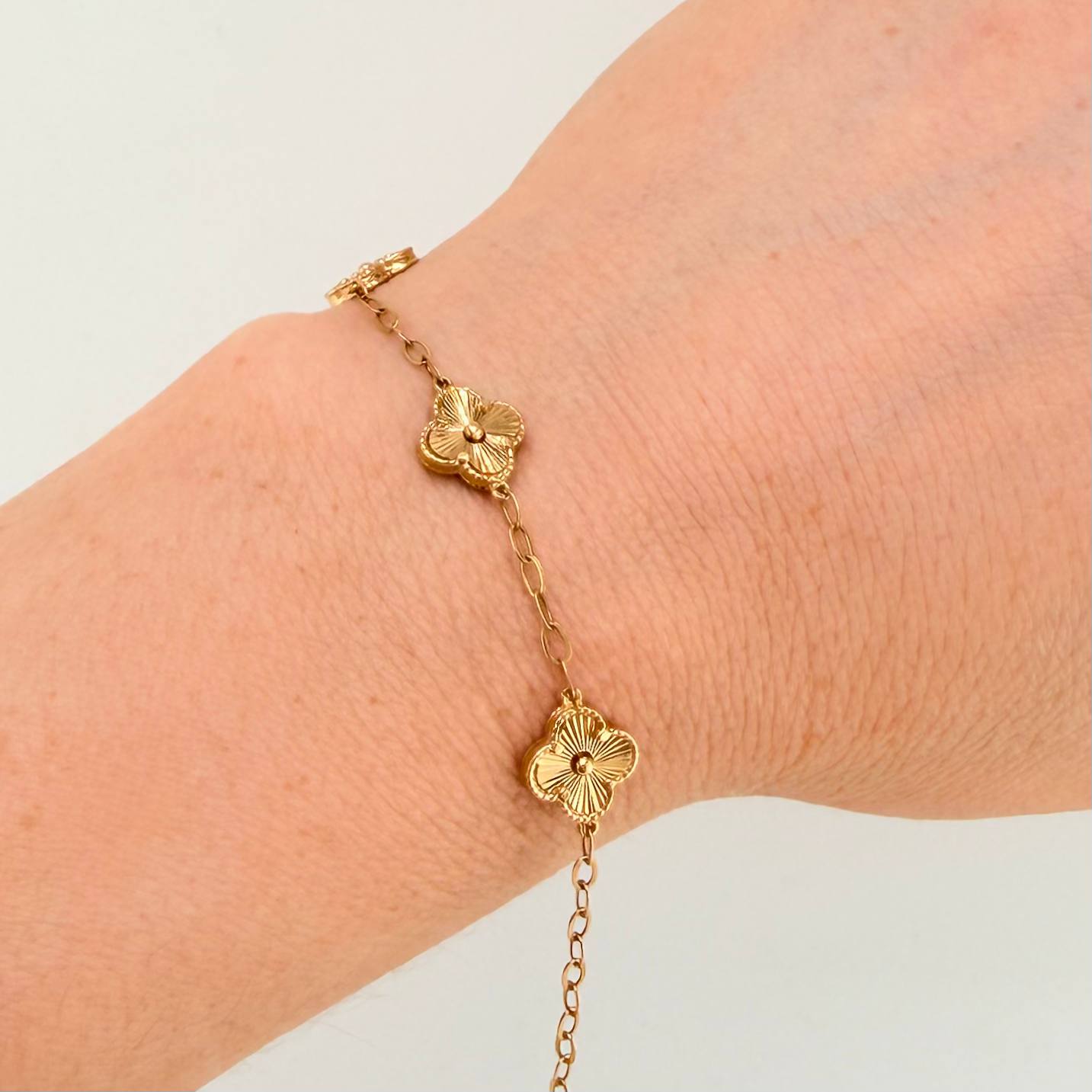 Pulso Trebol Diamantado 5.25gr / 18cm-19.5cm / 9.3mm Oro Amarillo Nac.Esp. 18K