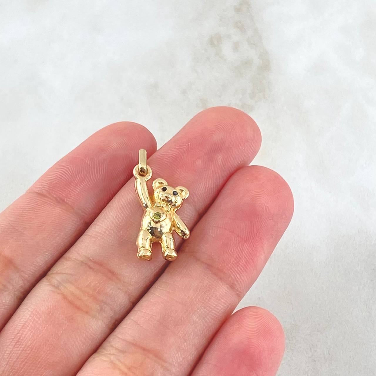 Dije Oso Manito Arriba 2gr / 2.4cm / Oro 18K ©