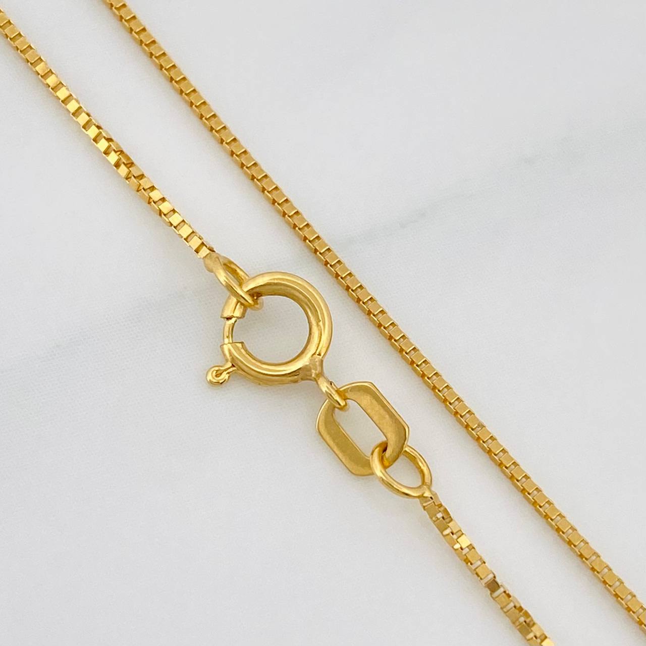 Cadena Veneciana 0.95g / 45cm / 0.55mm Oro Amarillo 18K